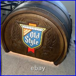 Vintage Heileman's Old Style Beer Pure Genuine Hanging Barrel Light