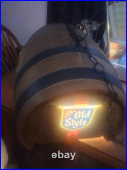 Vintage Heileman's Old Style Beer Pure Genuine Pool Table Hanging Barrel Light
