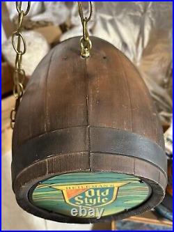 Vintage Heileman's Old Style Beer Rotating Barrel Bar Motion Light Sign WithVideo Vintage Heileman's Old Style Beer Rotating Barrel Bar Motion Light Sign WithVideo