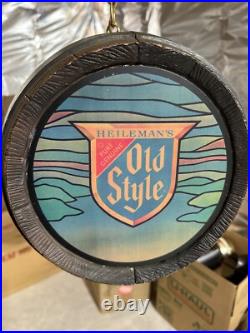 Vintage Heileman's Old Style Beer Rotating Barrel Bar Motion Light Sign WithVideo Vintage Heileman's Old Style Beer Rotating Barrel Bar Motion Light Sign WithVideo