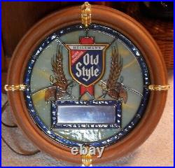 Vintage Heileman's Old Style Beer Sign Light Up Digital Clock 1988 Stained Glass