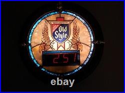 Vintage Heileman's Old Style Beer Sign Light Up Digital Clock 1988 Stained Glass