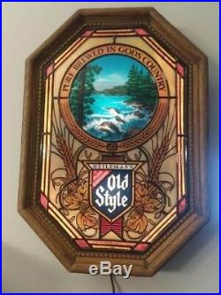 Vintage Heileman's Old Style Beer Stained Glass Lighted Sign River Scene. Works