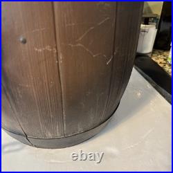 Vintage Heileman's Old Style Lighted Barrel Beer Sign. Works