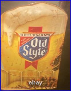 Vintage Heileman's Old Style Waterfall Lighted Beer Sign Mug Stein