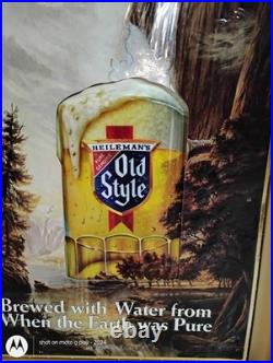 Vintage Heileman's Old Style Waterfall Lighted Beer Sign Mug Stein