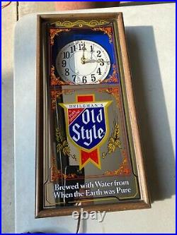 Vintage Heilemans Old Style Beer Advertising Clock Mirror Works Great Vintage Heilemans Old Style Beer Advertising Clock Mirror Works Great