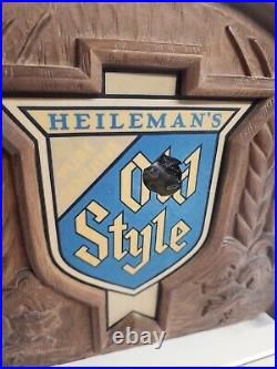 Vintage Heilemen's Old Style Beer Barrel Pool Table Light Sign 25x14x10
