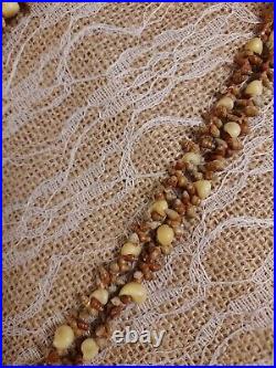 Vintage Kahelelani Bumpy Laiki Shell Lei Necklace Sewn in Old HoldHand Style 30