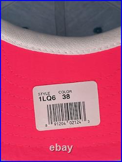 Vintage Nike Snapback Hat With Pin Blue / Pink 1LQ6-38