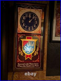 Vintage OLD STYLE BEER Clock, Antique, Slight Wear, Collectible
