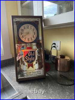 Vintage Old Style Beer Bar Mirror With Light And Clock 20x14.5 Inches Vintage Old Style Beer Bar Mirror With Light And Clock 20x14.5 Inches