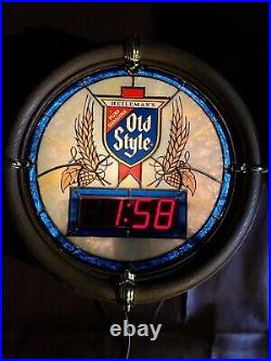Vintage Old Style Beer Lighted Clock