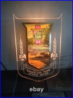 Vintage Old Style Beer Lighted Sign 1981 Heileman's Brewed With Sparkling Water
