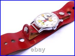 Vintage Old Style MICKEY MOUSE WALT DISNEY DPRODUCTIONS Winding Watch 7P69 Vintage Old Style MICKEY MOUSE WALT DISNEY DPRODUCTIONS Winding Watch 7P69