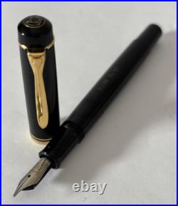 Vintage PELIKAN M250 Old Style Black withGold Trim Fountain Pen 14K Nib