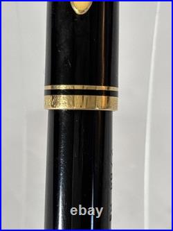 Vintage PELIKAN M250 Old Style Black withGold Trim Fountain Pen 14K Nib