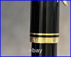 Vintage PELIKAN M250 Old Style Black withGold Trim Fountain Pen 14K Nib