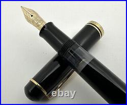 Vintage Pelikan M250 Old Style Black Fountain Pen 14K Gold Nib West Germany