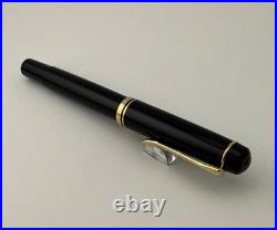 Vintage Pelikan M250 Old Style Black Gold Plated Fountain Pen 14K Gold Nib