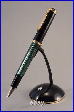 Vintage Pelikan M400 (Old style) Fountain pen 14C M Nib MINT