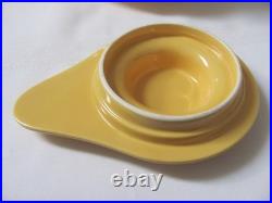 Vintage Pottery Old Style Large Fiesta Yellow Kitchen Craft Covered Jug