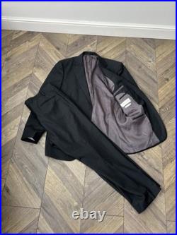 Vintage Suitsupply old money style suit