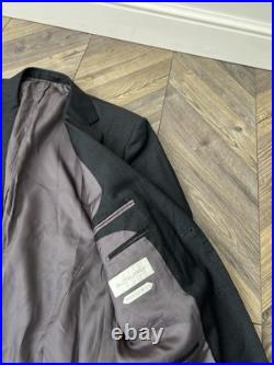 Vintage Suitsupply old money style suit