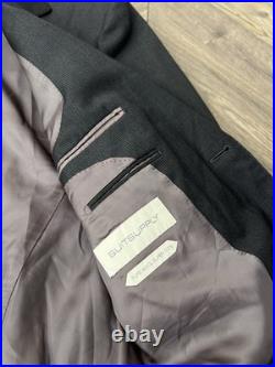 Vintage Suitsupply old money style suit