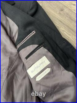 Vintage Suitsupply old money style suit