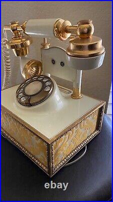 White Vintage Antique Style Old Fashioned Telephone Rotary Phone