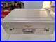 Zero-Halliburton-26x18x8-Aluminum-Camera-Case-Vintage-Old-Style-Latches-01-kph